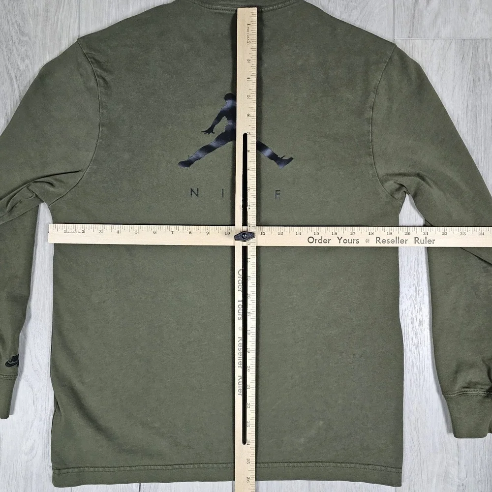 Nike Air Jordan Shirt Mens Small Green Long Sleeve Embroidered Jump Man Logo